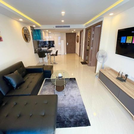 Large Luxury, Pool View, Grand Avenue, Pattaya - 202 Lägenhet Exteriör bild
